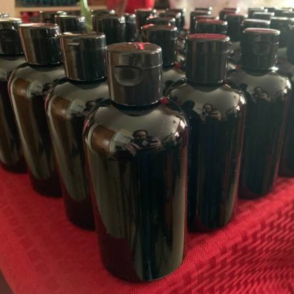 4oz Black Plastic Bottles with Flip Cap, 11 pack (BRAND NEW)